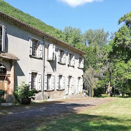 Отель Le Moulin De Saleth Сент-Антонен Экстерьер фото